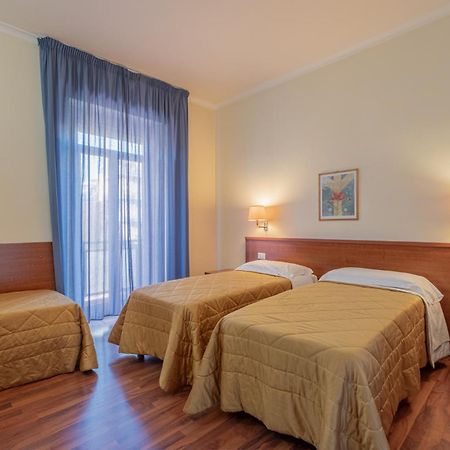 Hotel Monte Verde Рим Экстерьер фото