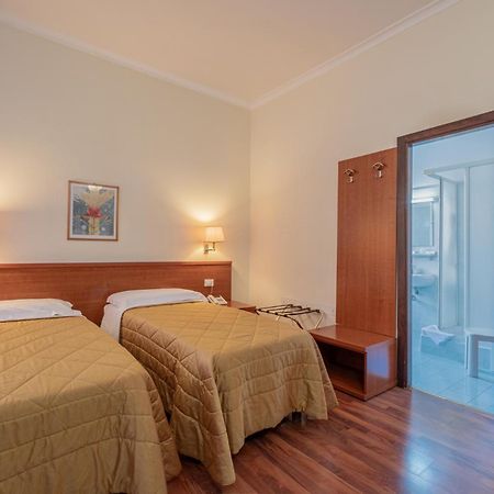 Hotel Monte Verde Рим Экстерьер фото